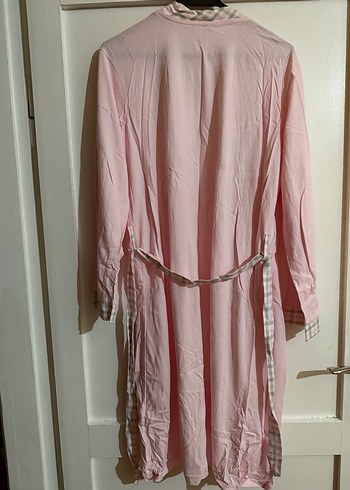 Pembe Uzun Kollu Rahat Kadın Sabahlık - Görsel 3