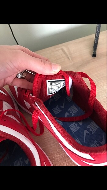 40 Beden bordo Renk Spor ayakkabı