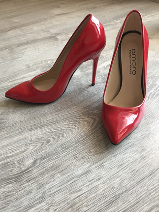 Diğer Kırmızı rugan stiletto