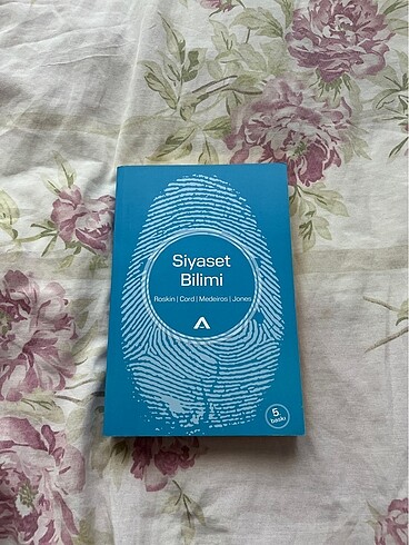 Siyaset Bilimi - Roskin,Cord,Medeiros,Jones (Adres Yayınları)