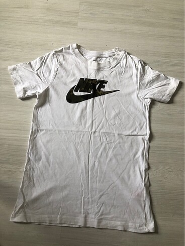 Nike çocuk tshirt