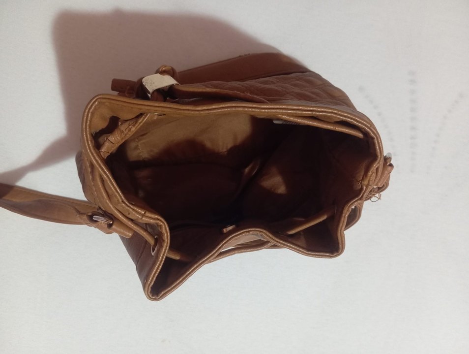 Bej Kadın Deri Çanta - Görsel 3