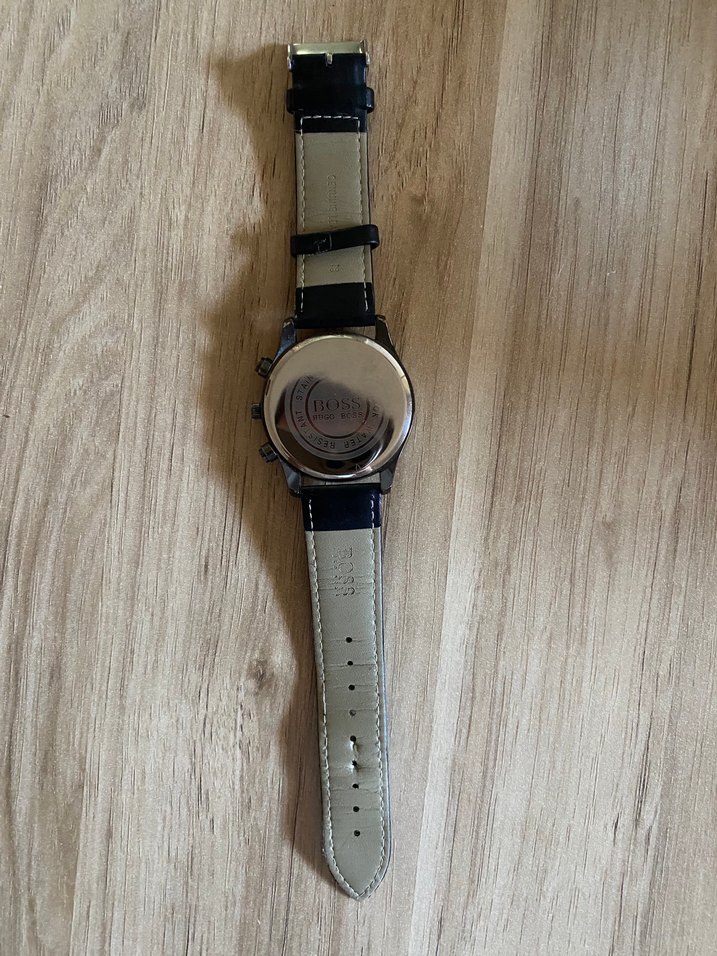 BOSS Siyah Erkek İş Saatı - Görsel 3