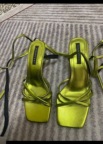 Yeşil Parlak Stiletto Topuklu Kadın Sandalet - Görsel 2