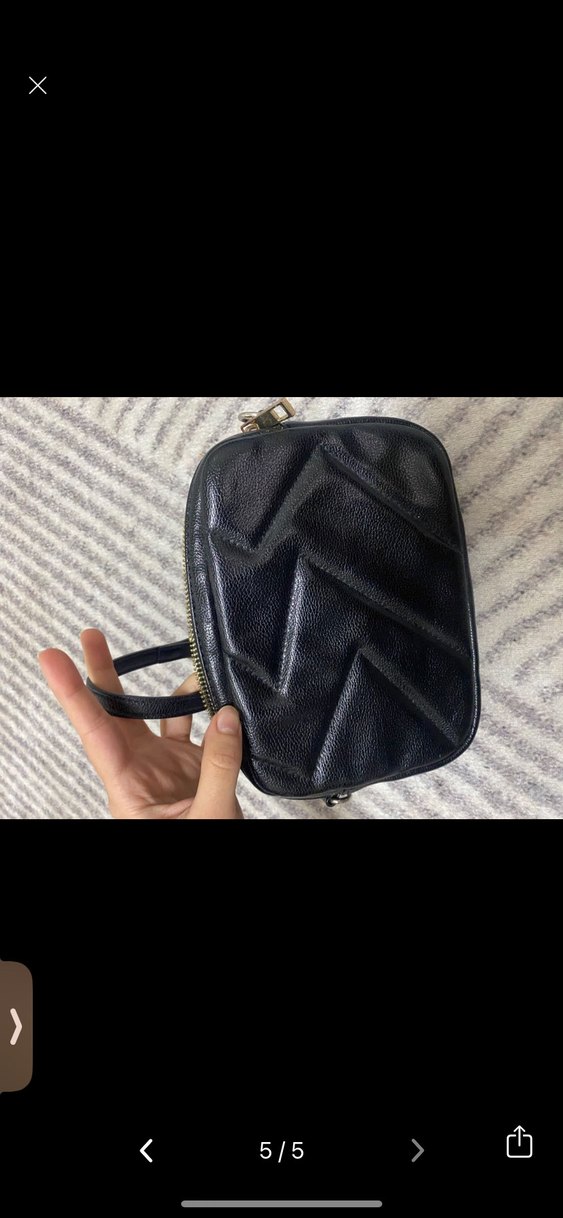 Zincir Detaylı Siyah Yılan Desenli Deri Çanta - Görsel 5