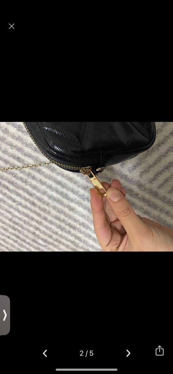 Zincir Detaylı Siyah Yılan Desenli Deri Çanta - Görsel 2