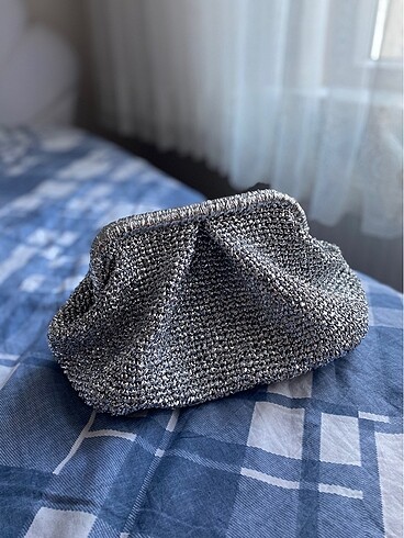 Burslu clutch çanta metalik ipten