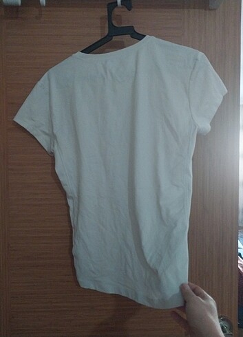 xl Beden beyaz Renk ADİDAS MARKA BAYAN TSHIRT