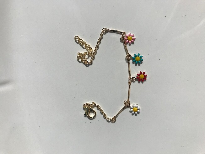 Beden Çiçekli Gold Bileklik