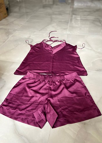 Penti Mor Mini İp Askılı Rahat Kadın Pijama Takımı
