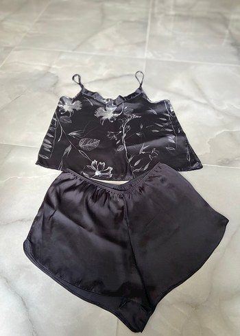 Penti Siyah Kadın Mini Saten Pijama Takımı