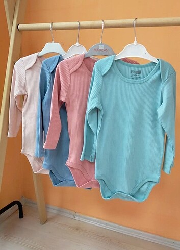 Hello baby fitilli çıtçıtlı body 