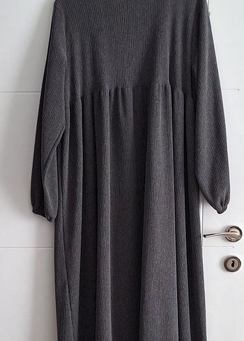 Antrasit Krinkıl Kumaş Robadan Elbise - Görsel 3