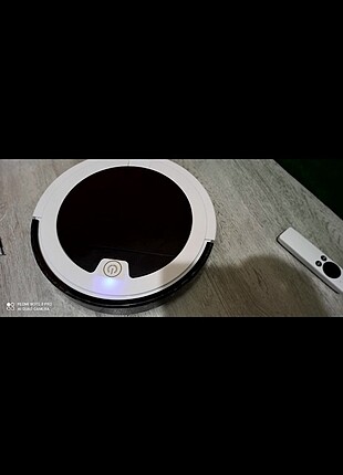 Kumandalı Süpürge Robot 