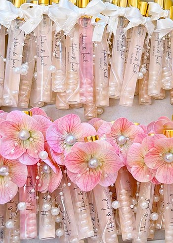 Pembe Çiçekli İnci Detaylı Hediye Seti