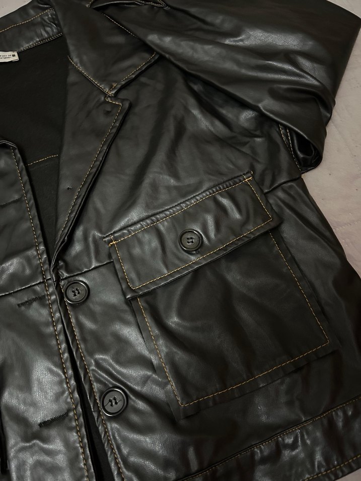 Düğmeli Siyah Deri Kadın Ceket - Görsel 3