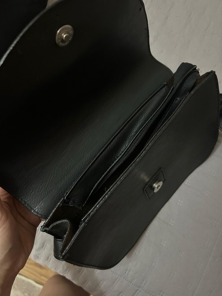 Siyah Deri Kadın Omuz Çantası - Görsel 3