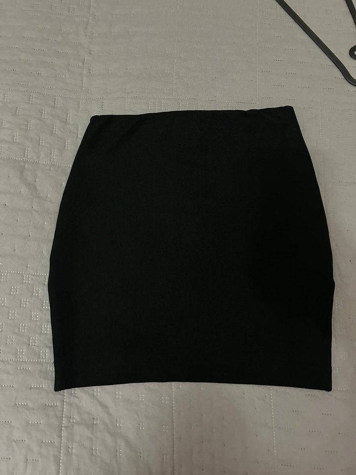 Siyah Drapeli Mini Etek - Görsel 2