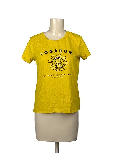 Koton T-shirt %70 İndirimli.