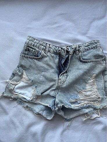 Bershka Mini şort