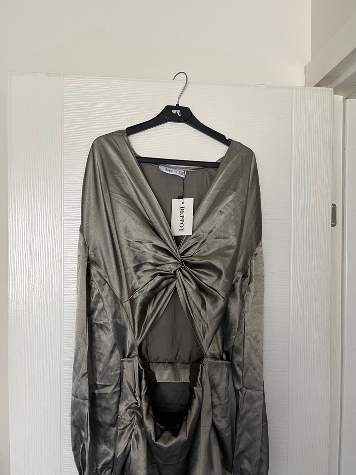 Saten elbise - Görsel 3