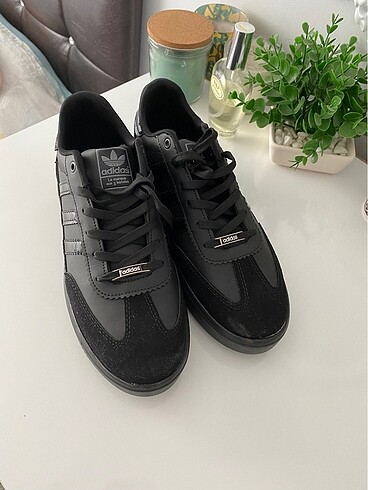 adidas siyah ayakkabı