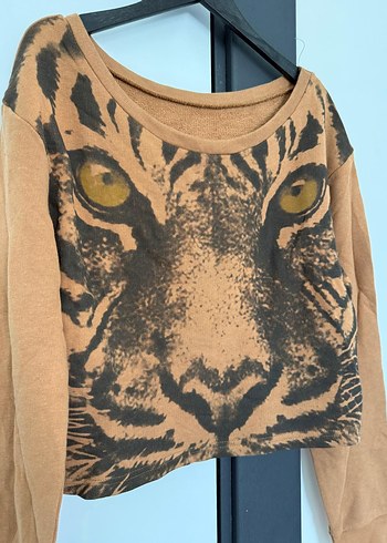 Kahverengi Yırtıcı Hayvan Baskılı Kadın Sweatshirt