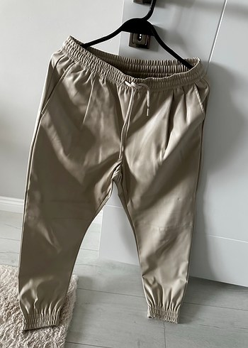 Zara Kadın Bej Bol Kesim deri jogger Pantolon - Görsel 2