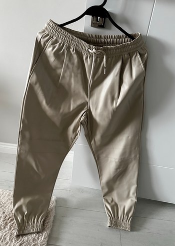 Zara Kadın Bej Bol Kesim deri jogger Pantolon - Görsel 3