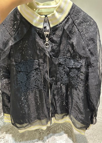 Twist Siyah Dantel Detaylı  Mini Ceket - Görsel 6