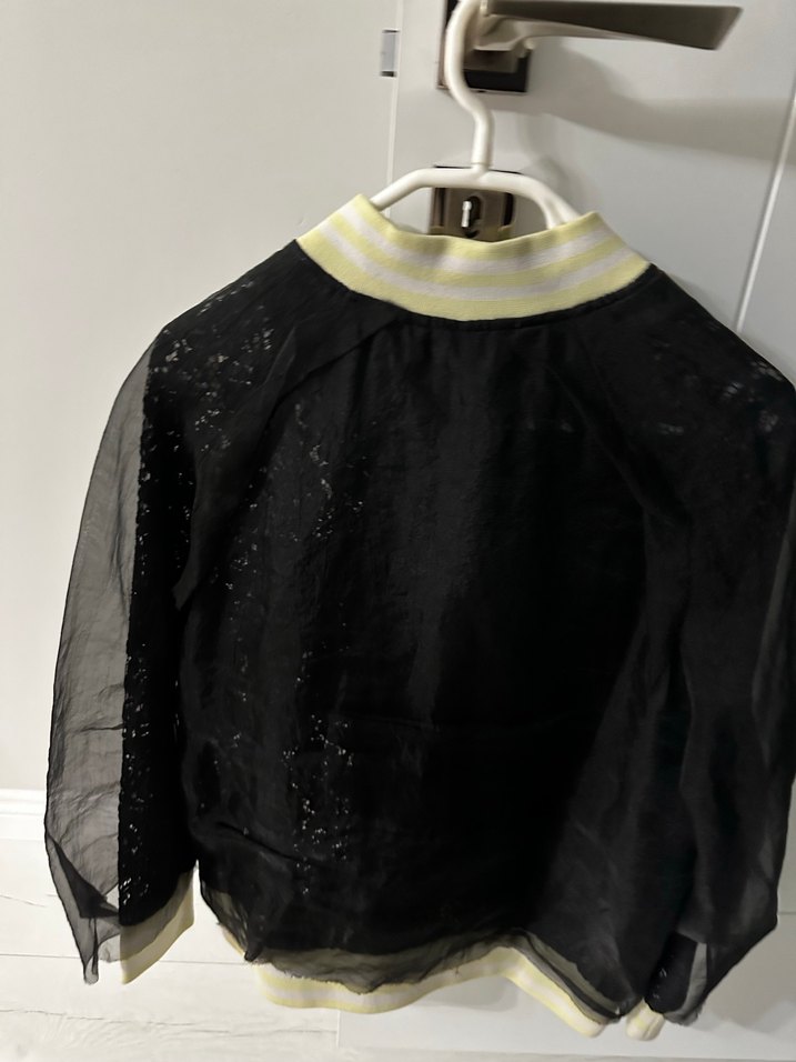 Twist Siyah Dantel Detaylı  Mini Ceket - Görsel 3