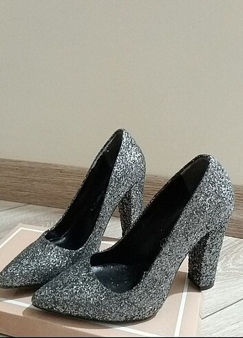 #stiletto#topuklu#pariltili#özelgün#