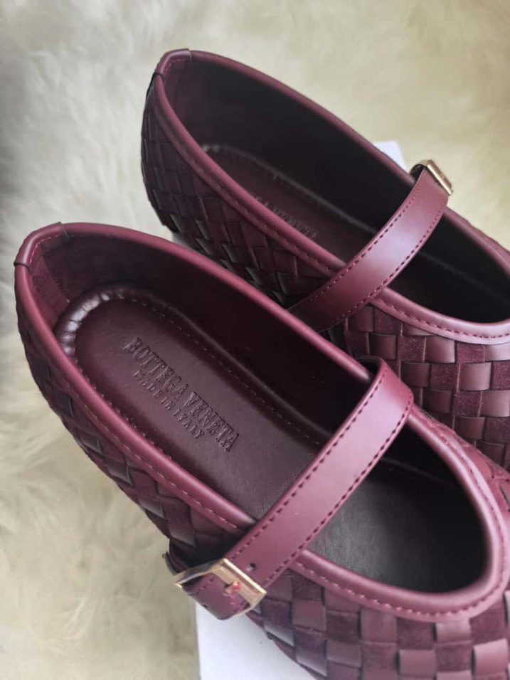 Bordo Deri Tokalı Kadın Düz Ayakkabı - Görsel 2