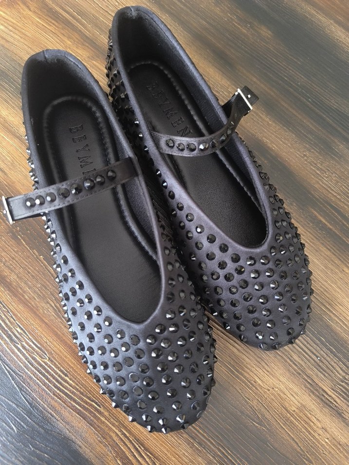 Siyah Perçinli Tokalı Gotik Topuklu Babet - Görsel 2