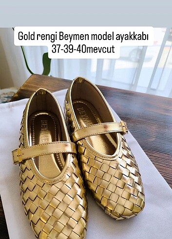 Gold rengi ayakkabı