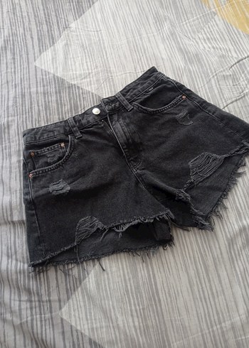 siyah Yırtık Jean Mini Şort