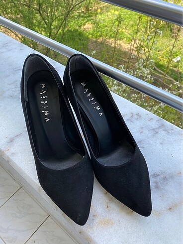 siyah stiletto