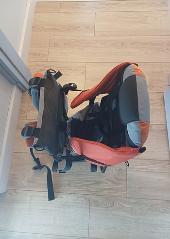 Beden turuncu Renk Deuter marka bebek/ çocuk sırt taşıyıcı