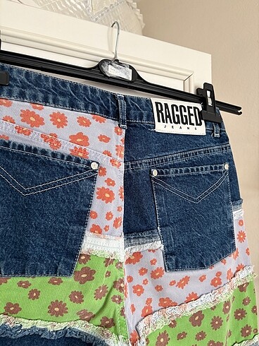 38 Beden çeşitli Renk Ragged Desenli Jean