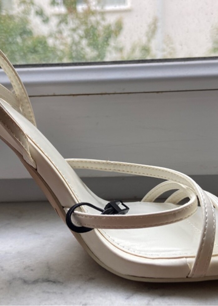 Zara topuklu sandalet - Görsel 2