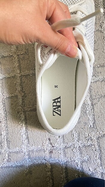 Zara spor ayakkabı? - Görsel 7