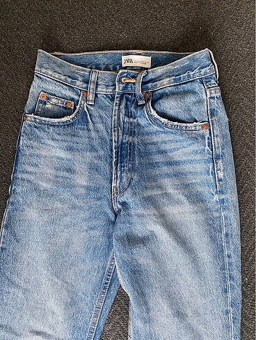 Zara Zara straight fit jean