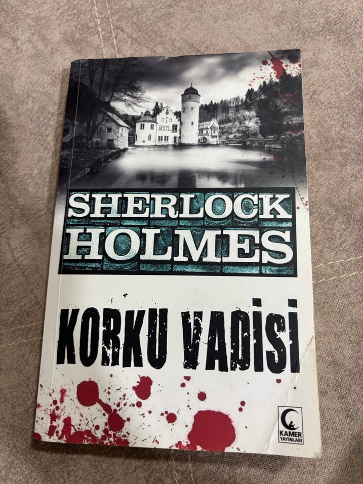 Sherlock Holmes - Şüphe Asla Uymaz - Görsel 3