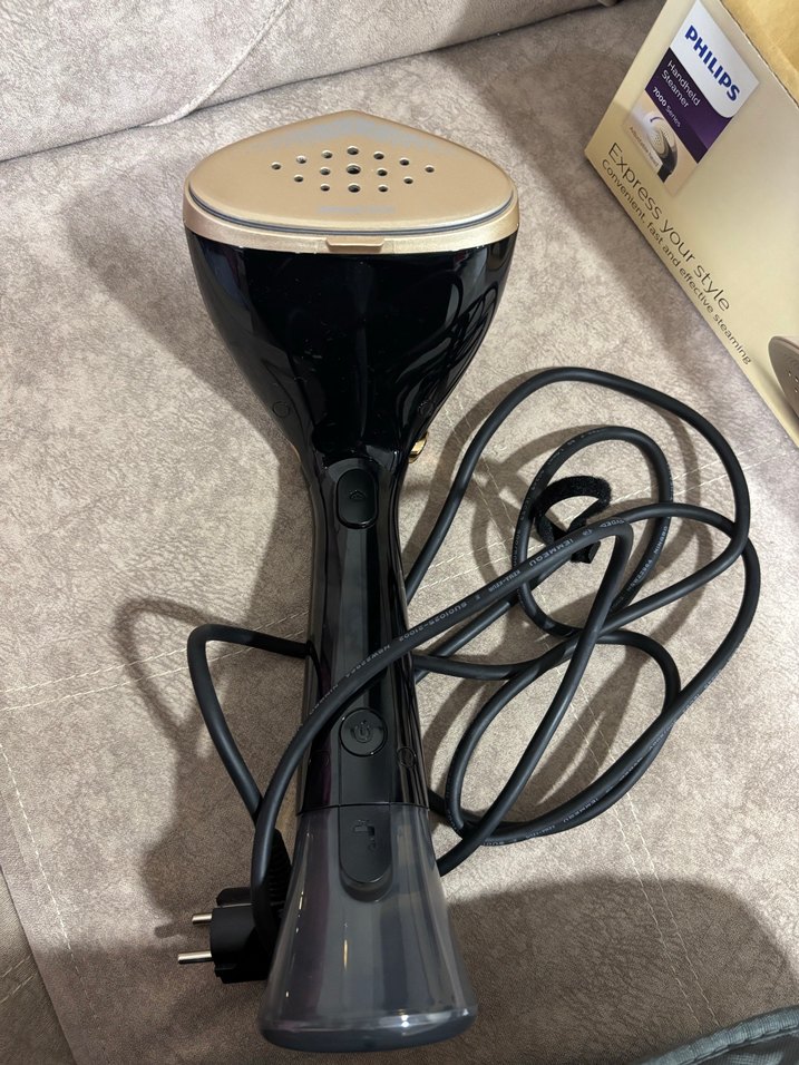 Philips Altın Siyah ütü - Görsel 3