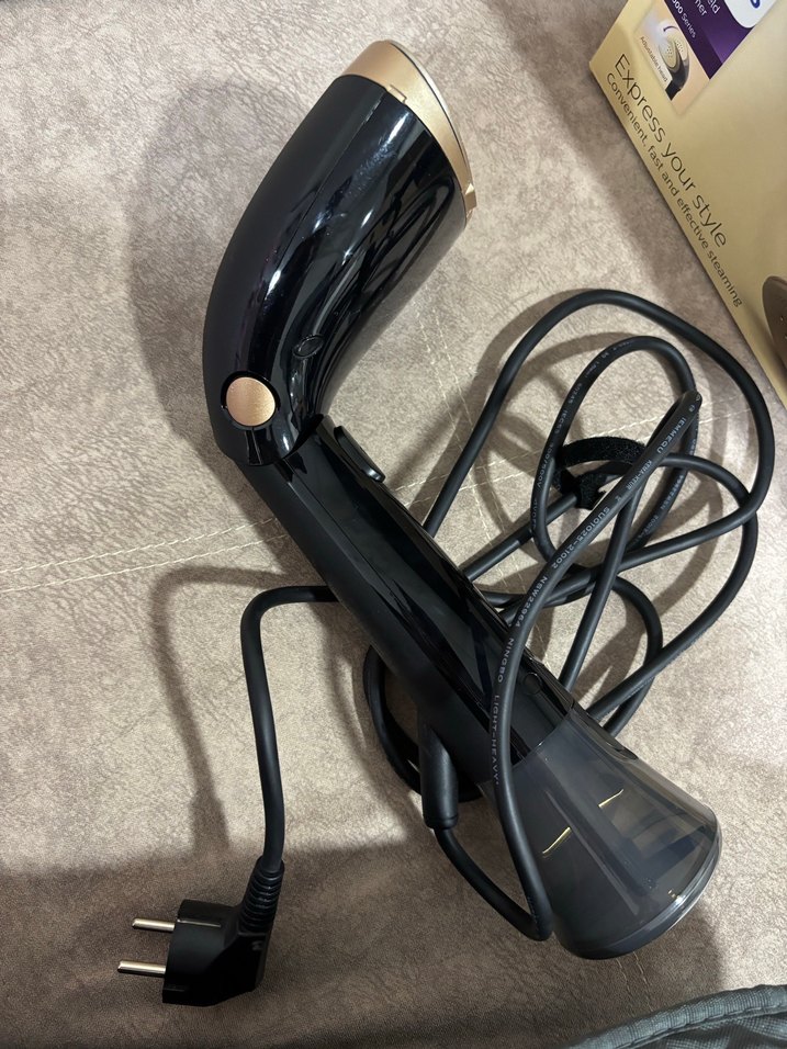 Philips Altın Siyah ütü - Görsel 4