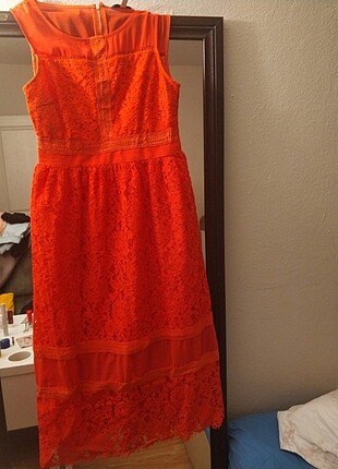 turuncu dantel elbise
