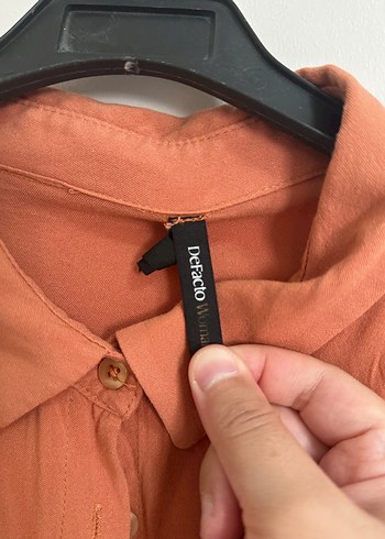 Turuncu Gömlek - Görsel 2