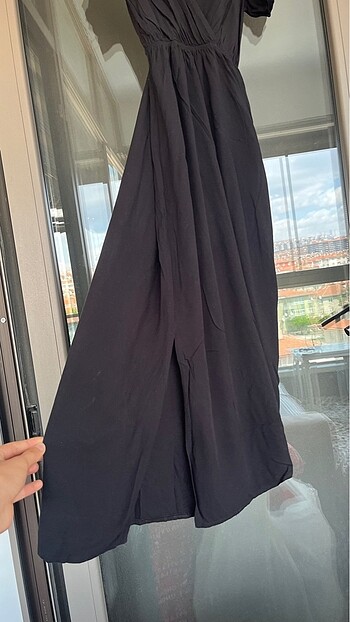 36 Beden Yanları yırtmaçlı siyah elbise