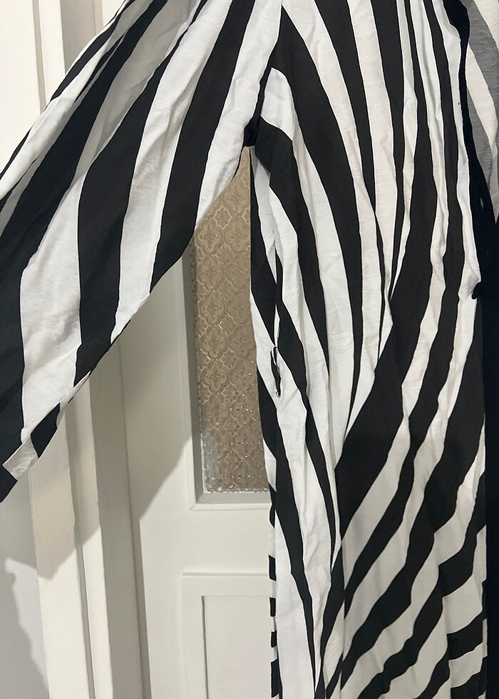 Elbise olarak da kullanılabilir - Görsel 2