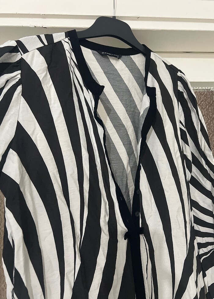 Elbise olarak da kullanılabilir - Görsel 3